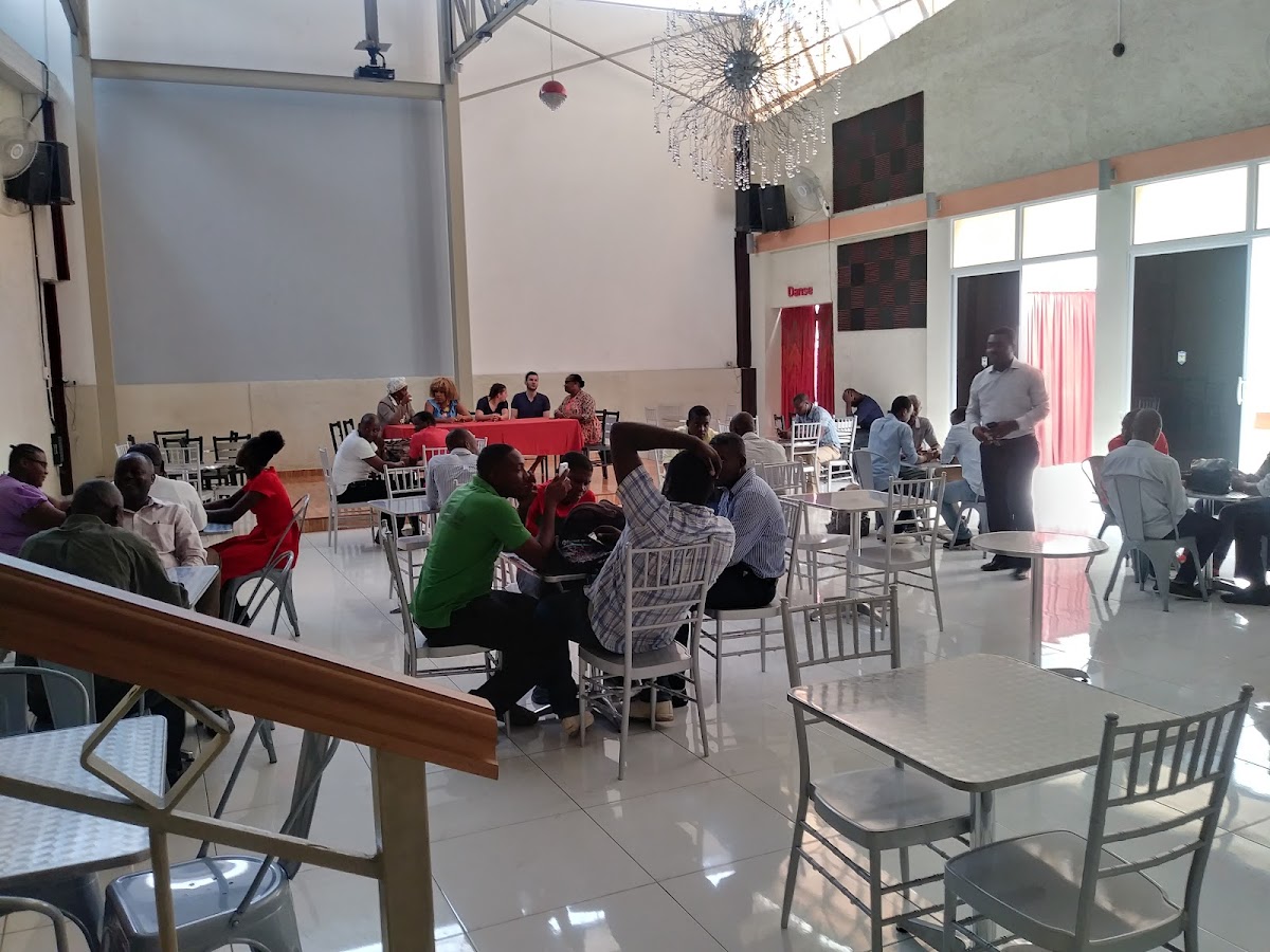 Entre Nous Restaurant-2